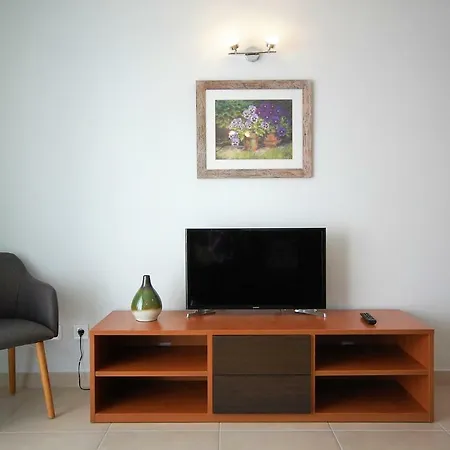 Velamar - 250 M From The By Bedzy Апартаменты *